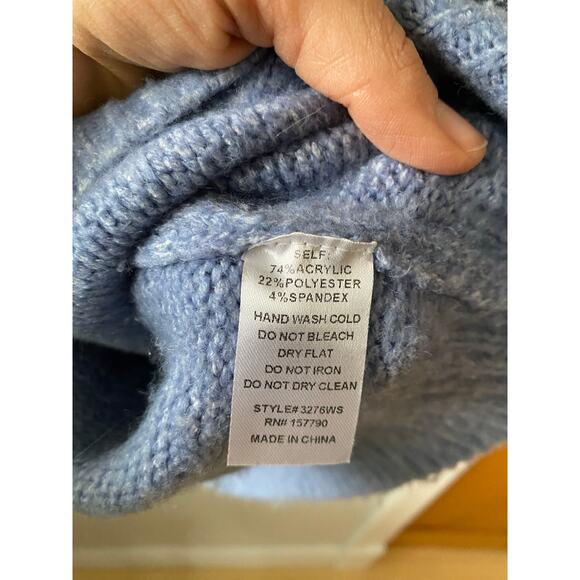 Color Block Sweater - Picture 3 of 4